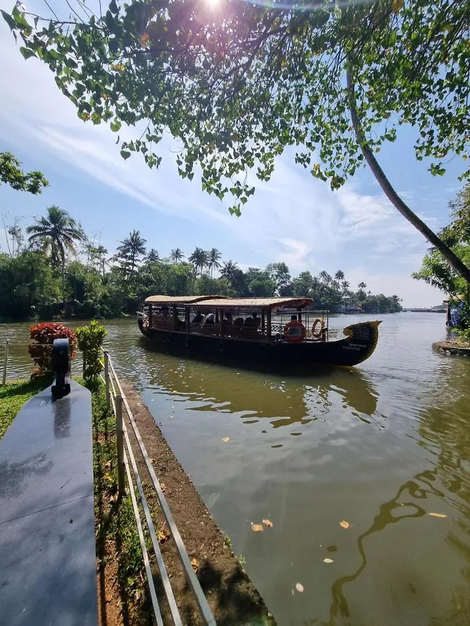 Chilanka Lake View Resort Alappuzha Alloggio in famiglia