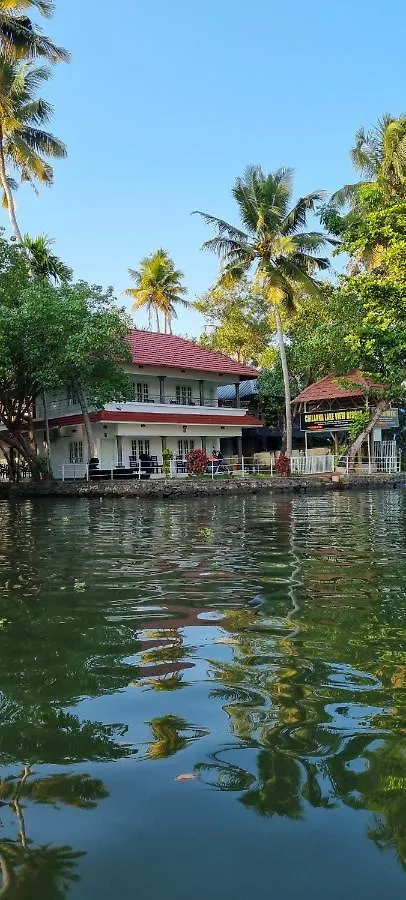 Chilanka Lake View Resort Alappuzha Alloggio in famiglia
